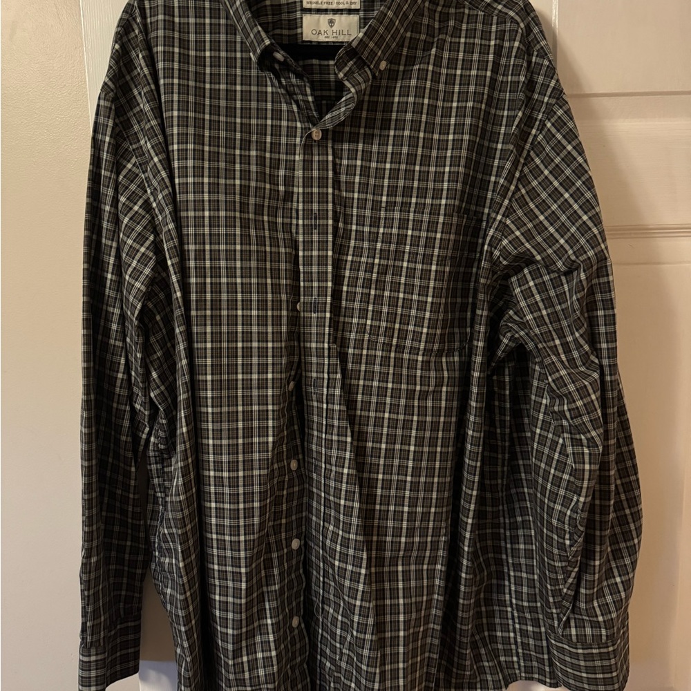 Men's Gray Plaid Button Down Shirt